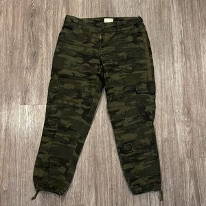 Sanctuary by Anthropologie camo cargo pants